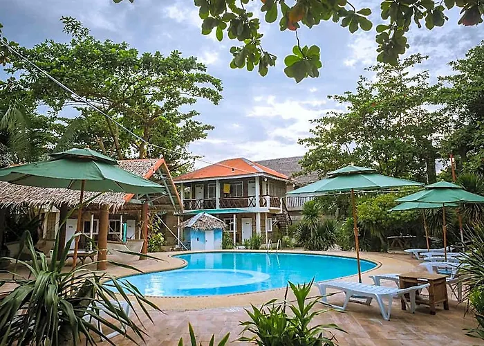 The Sharks Tail Dive Hotell 3*