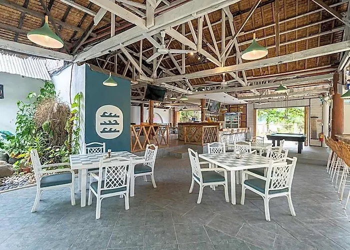 Hotell The Sharks Tail Dive